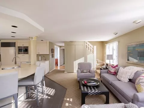 Living - 17 Cushing St, Hingham, MA 02043 photo 4 of 6