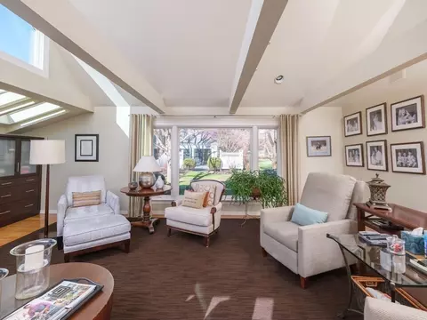 Living - 17 Cushing St, Hingham, MA 02043 photo 3 of 6