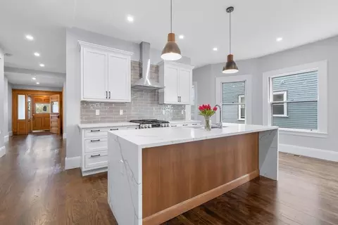 32 Perkins St #ONE, Boston, MA 02130