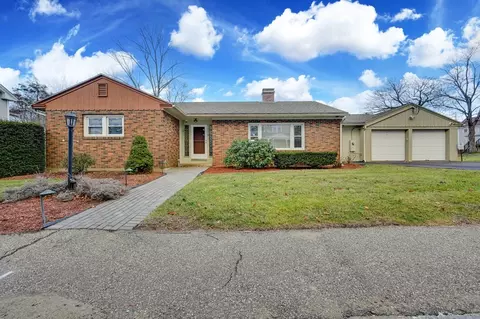 10 Linden St, Spencer, MA 01562