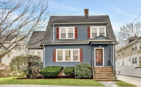 143 Laurel St, Melrose, MA 02176