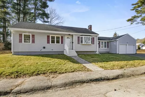 15 Elmer Rd, Weymouth, MA 02190
