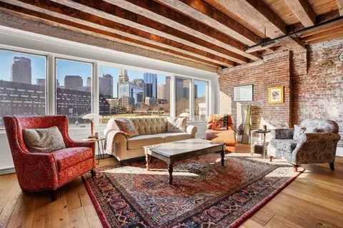 51 Commercial Wharf #2, Boston, MA 02110