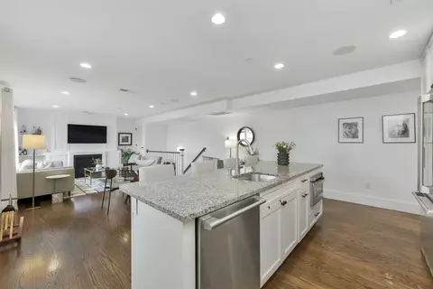 435 E 3rd #TWO, Boston, MA 02127