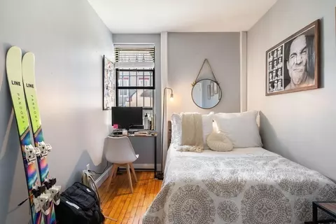 Bedroom - 330 12 E St #1, Boston, MA 02127 photo 3 of 12
