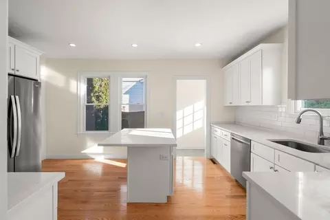 4 Seaview Ave, Danvers, MA 01923 photo 9