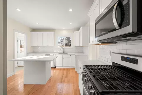 4 Seaview Ave, Danvers, MA 01923 photo 6