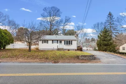 440 Shawsheen St, Tewksbury, MA 01876