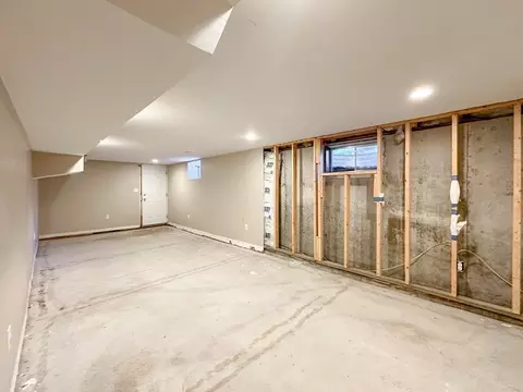 29 Douglas Rd, Needham, MA 02492 photo 32