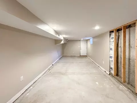 29 Douglas Rd, Needham, MA 02492 photo 33