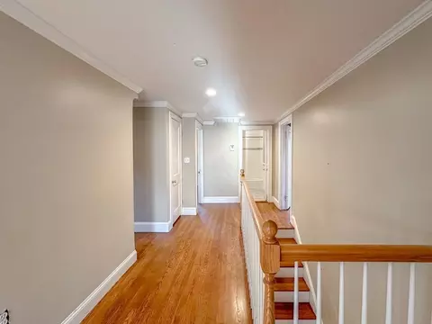 29 Douglas Rd, Needham, MA 02492 photo 16