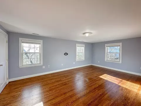 29 Douglas Rd, Needham, MA 02492 photo 26