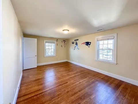29 Douglas Rd, Needham, MA 02492 photo 28