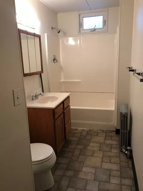 52 Berkshire St, Springfield, MA 01151 photo 11