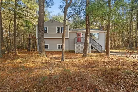 9 Cotley St, Berkley, MA 02779 photo 2
