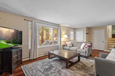 9 Cotley St, Berkley, MA 02779 photo 4