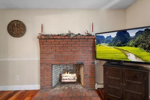 9 Cotley St, Berkley, MA 02779 photo 7