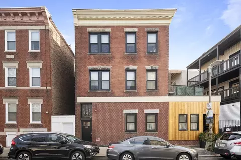 113-115 Cottage St #1, Boston, MA 02128
