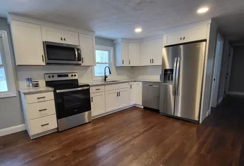 210 Dunbar St, Fall River, MA 02723 photo 2