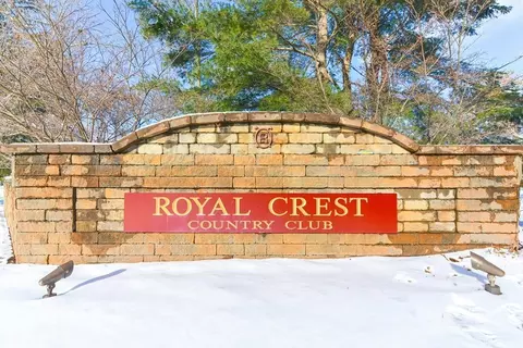 9 Rainbow Pond Dr #6, Walpole, MA 02081