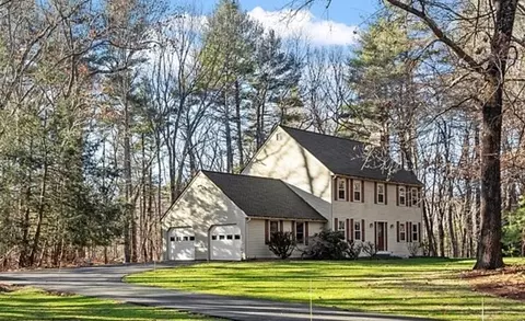 72 Forrest Rd, Westford, MA 01886