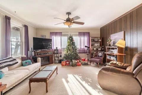 89 Lexington Ave, Gloucester, MA 01930 photo 10