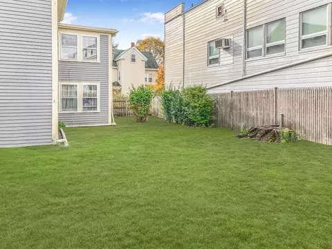 35 Bow St, Beverly, MA 01915 photo 10