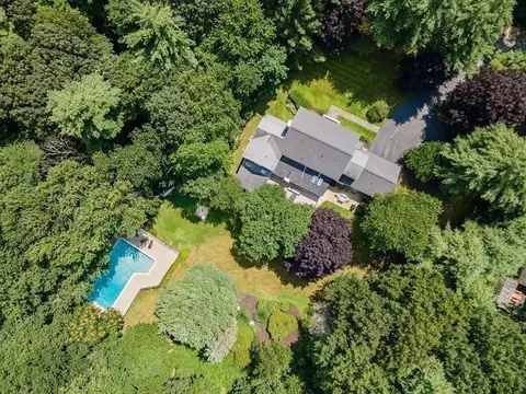 4 Ledgewood Dr, Dover, MA 02030 photo 36