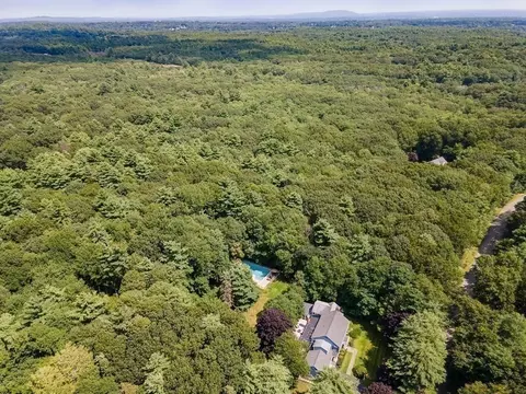 4 Ledgewood Dr, Dover, MA 02030 photo 37