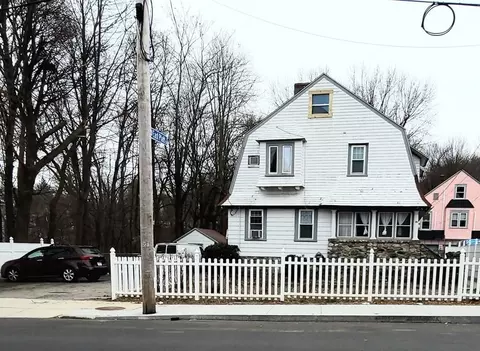 80 Ferry St, Lawrence, MA 01841