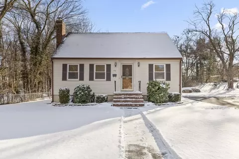 116 West St, Weymouth, MA 02188