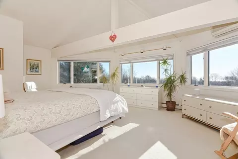 1 Beacon Hl, Gloucester, MA 01930 photo 10
