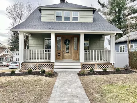 65 Hadwen Rd, Worcester, MA 01602