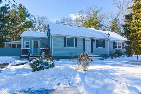 78 Freeman St, Norton, MA 02766