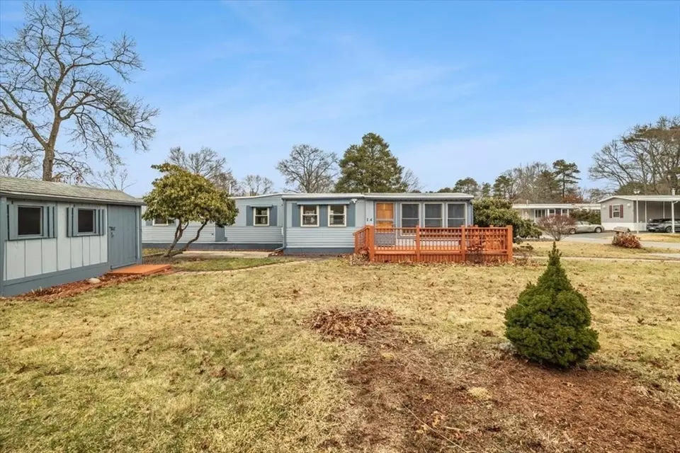 14 Candlelight Dr, Plymouth, MA 02360 39 Photos Movoto