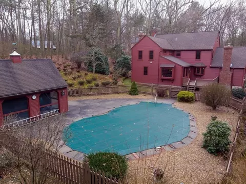 22 Johnson Rd, Sutton, MA 01590 photo 2