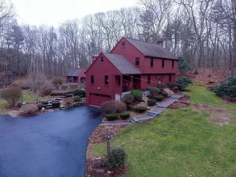 22 Johnson Rd, Sutton, MA 01590 photo 4