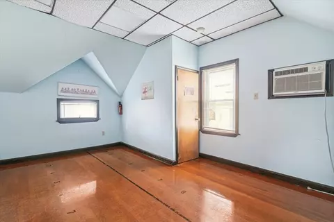 15 Bessom St, Lynn, MA 01902 photo 36
