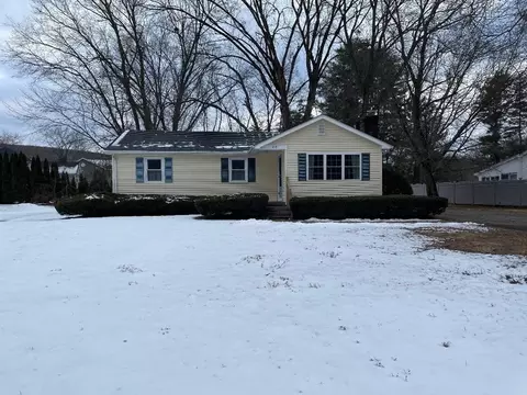 112 Plain St, Easthampton, MA 01027