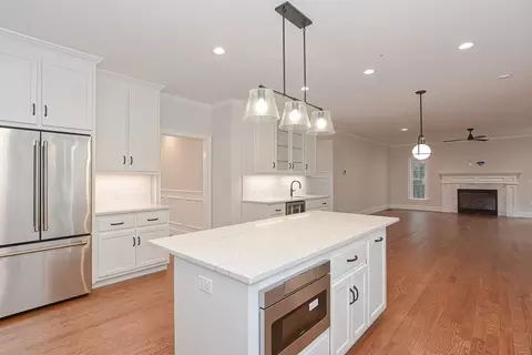 2 Frontier Ln, Millis, MA 02054 photo 10