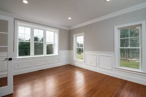 2 Frontier Ln, Millis, MA 02054 photo 14