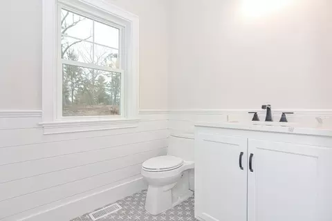 2 Frontier Ln, Millis, MA 02054 photo 3