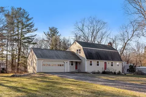 16 Winslow Rd, Chelmsford, MA 01824