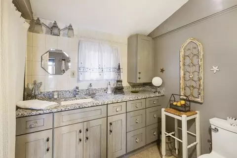 9 W Sutton Rd, Sutton, MA 01590 photo 20