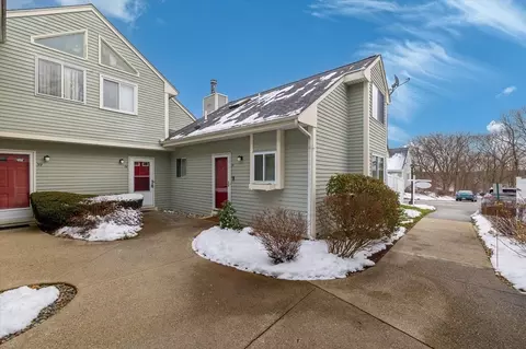 213 Lake St #57, Weymouth, MA 02189