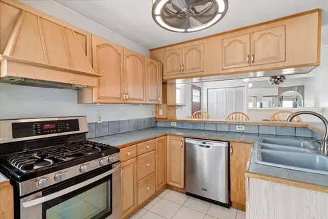 89 Cable, Salisbury, MA 01952 photo 8