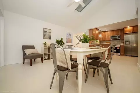 5 Harvard St, Fairhaven, MA 02719 photo 7