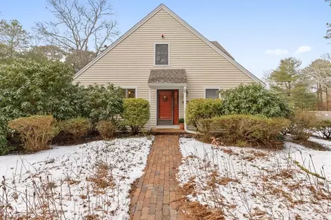 84 Shellback Way # M, Mashpee, MA 02649 photo 3