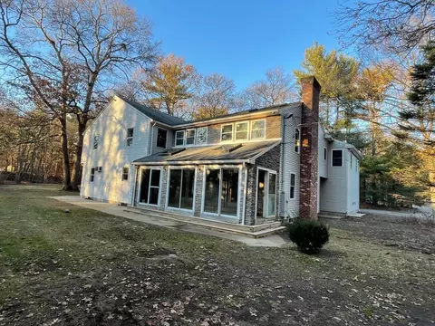 14 Beal Rd, Bridgewater, MA 02324