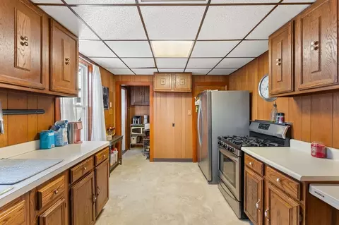 26 Mckinley St, Everett, MA 02149 photo 13